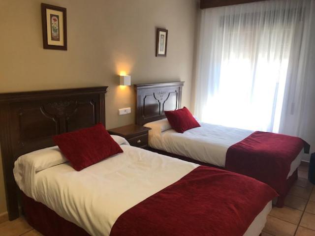 Hotel Patri Huéscar Buitenkant foto