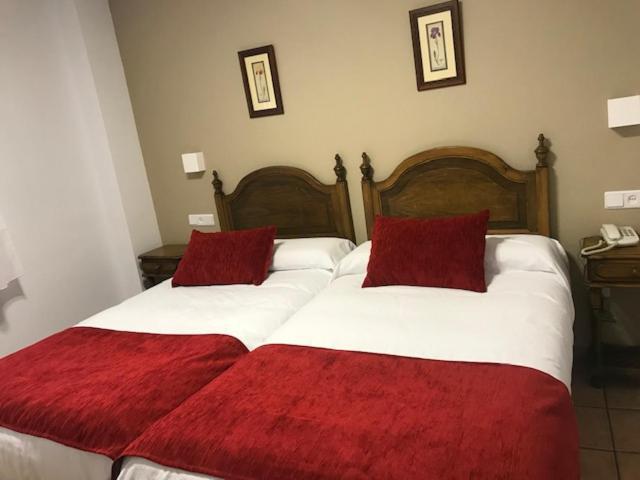 Hotel Patri Huéscar Buitenkant foto